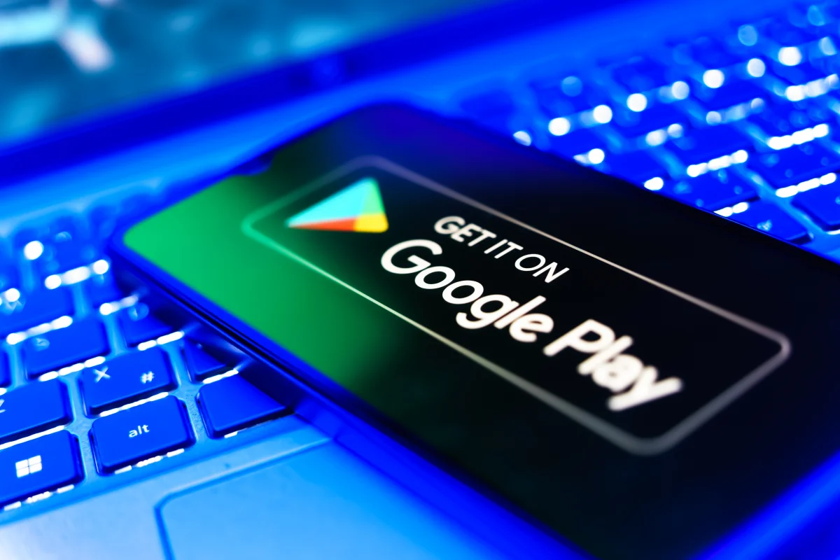 Google: AI systems blocked 1.75 million malicious apps in 2025 - 01 ...